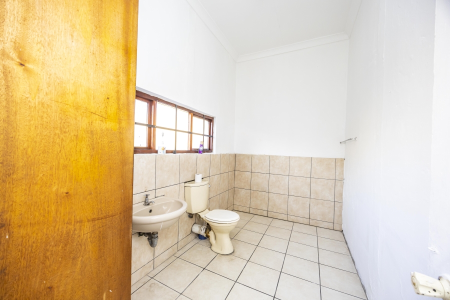 Commercial Property for Sale in Quigney Eastern Cape